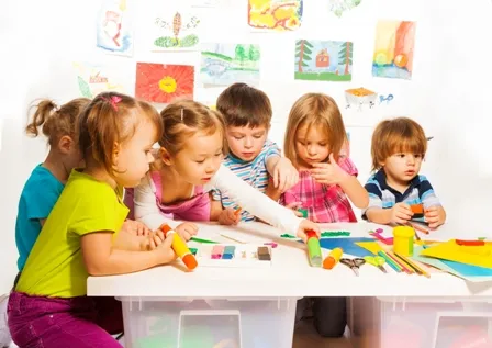Pendidikan Anak Usia Dini: Fokus pada Keterampilan Sosial