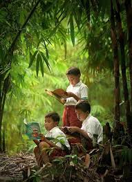 Mendidik Murid di Tengah Keterbatasan: Kenapa Banyak yang Ganjil dalam Sejarah Pendidikan?