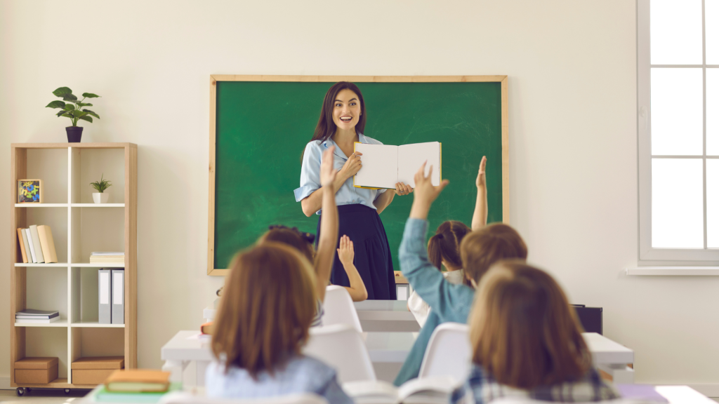 Sinergi Sekolah dan Masyarakat dalam Mewujudkan Pendidikan Karakter