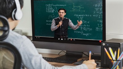 Sekolah Online Bukan Solusi, Tapi Realita Baru yang Harus Disikapi Serius